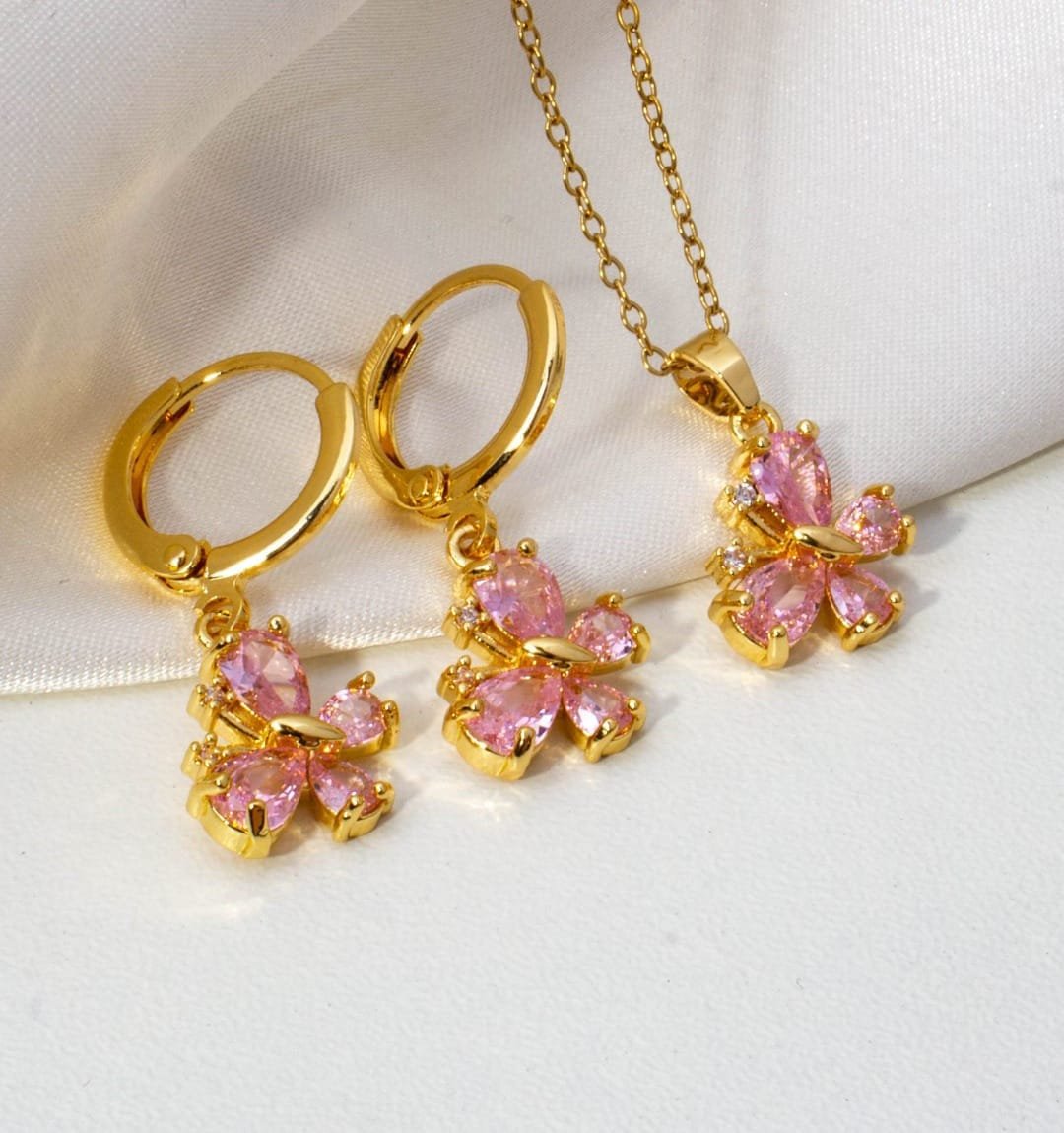 SET DE CADENITA+ARITOS DE ACERO